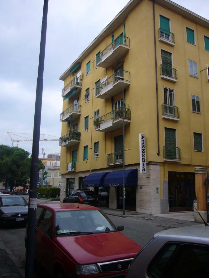 Arcobaleno Affittacamere Verona Exteriér fotografie